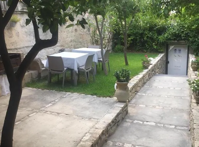 House Garden Modica