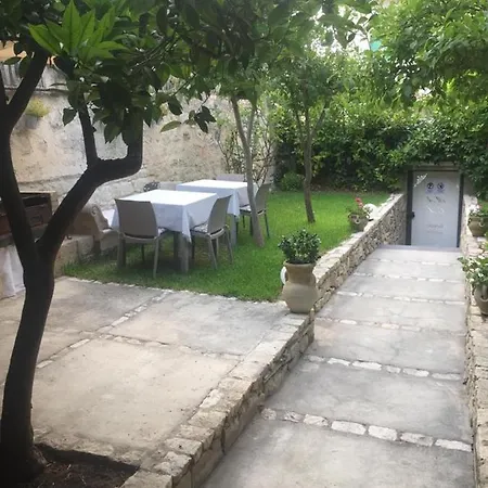 House Garden Modica Apartment Exterior photo